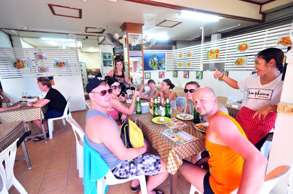 October Hostel Phi Phi-öarna Rum bild